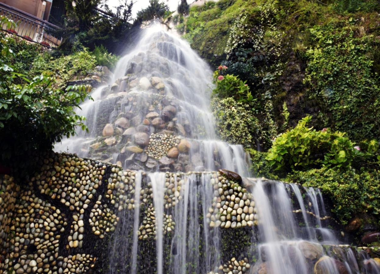 Madhuban Sarovar Portico Mussoorie Esterno foto